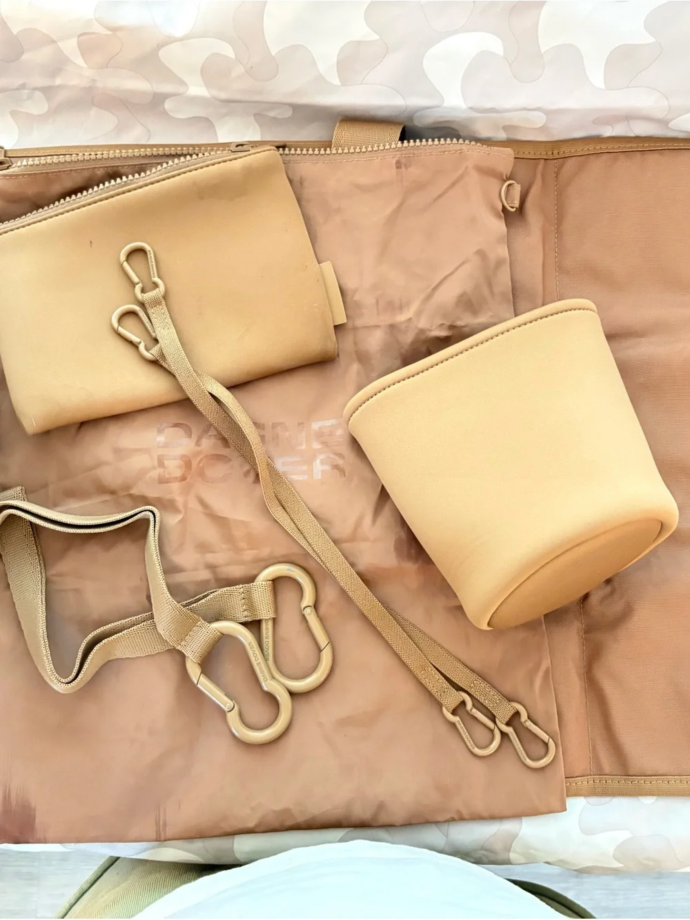 DAGNE DOVER INDI NEOPRENE DIAPER BACKPACK IN CAMEL